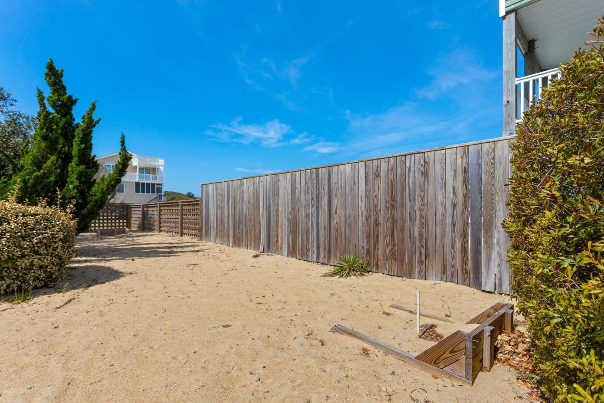5110 Queen Elizabeths Castle Across From Beach Kill Devil Hills Exterior photo